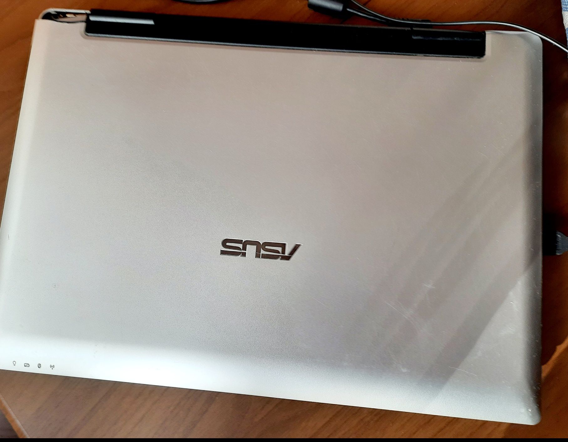 Ноутбук Asus A8SR екран 14 у гарному стані