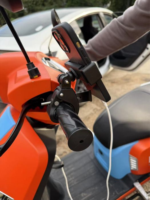 Тримач , для телефону на скутер, мопед , мотоцикл , байк , велосипед