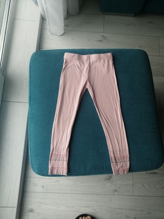 Sprzedam zestaw spodni roz. 104