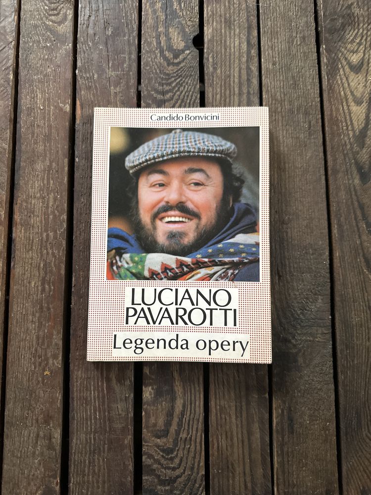 Candido Bonvicini „Luciano Pavarotti Legenda Opery”