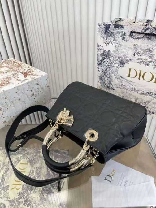 Torebka damska elegancka 540-10