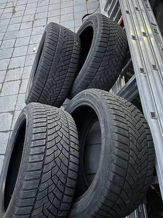 Зимова гума goodyear ultragrip performance+ 245/45 r18 2019