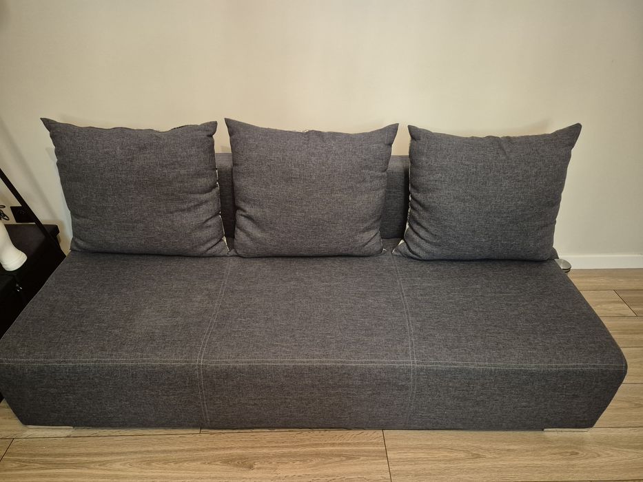 Kanapa z pojemnikiem i funkcją spania -  bardzo dobry stan!