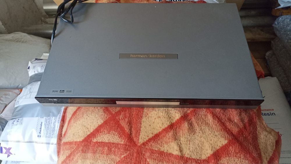 DVD Harman Kardon 27