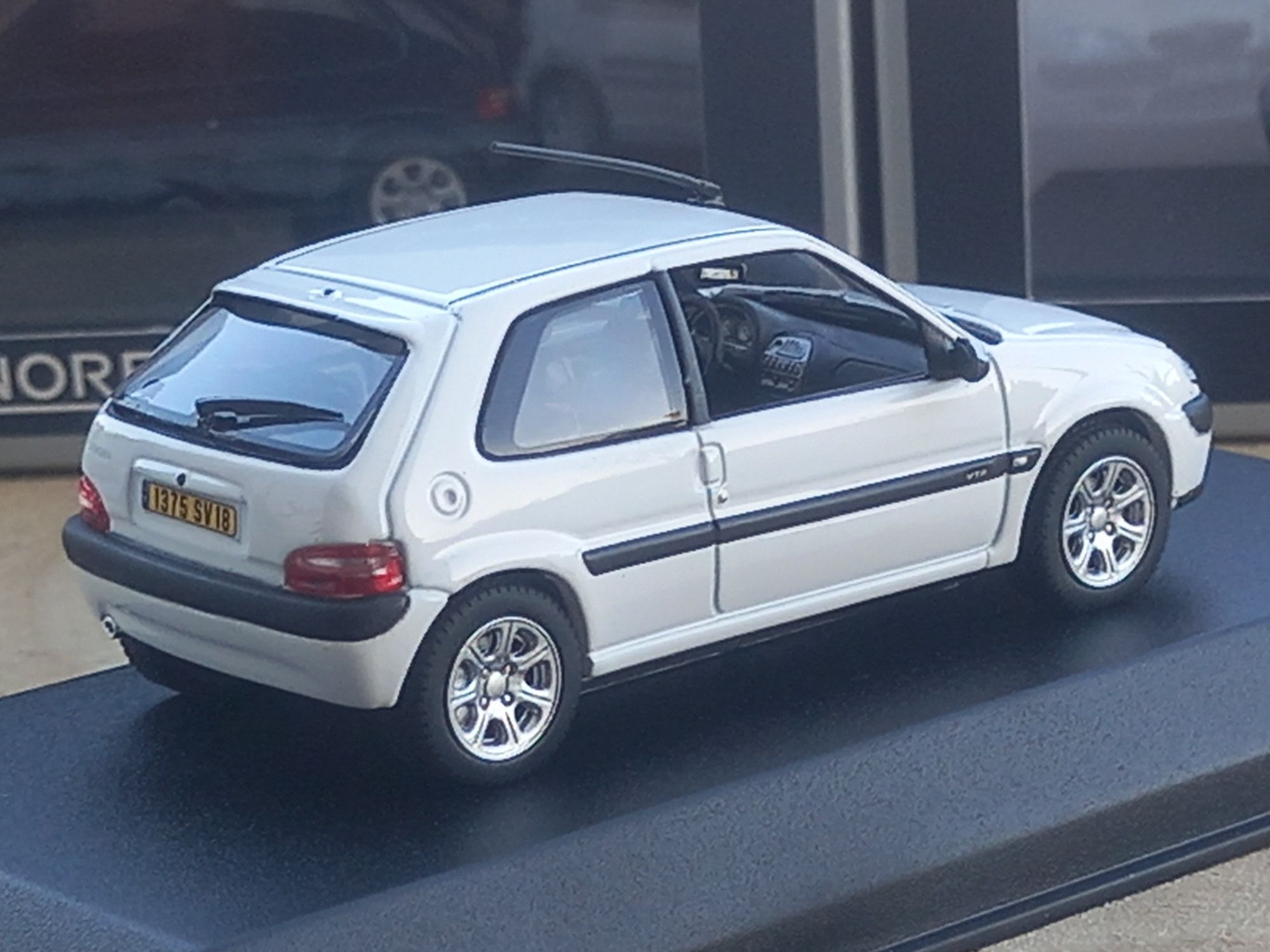 Norev Citroën Saxo escala 1/43 (novo)