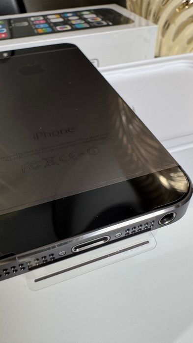 IPHONE 5S -16 GB- SpaceGray - Krajowy -NOWY -KOMPLET- Nie aktywowany