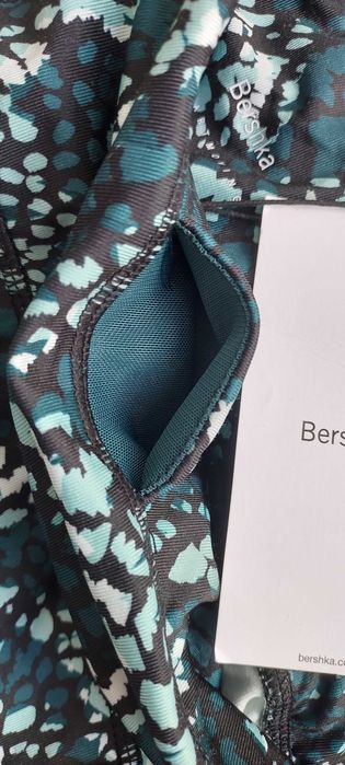 Zielone legginsy 3/4 BERSHKA, z siateczką , R. XS