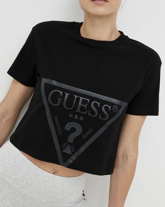 Чорна Футболка Guess