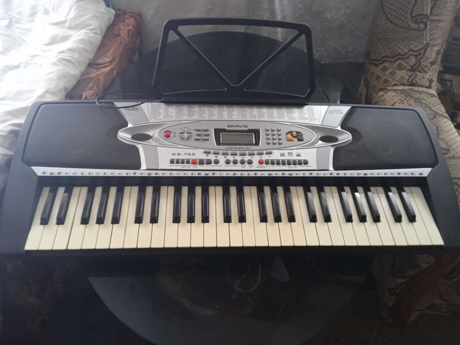 Синтезатор BravisKB-760