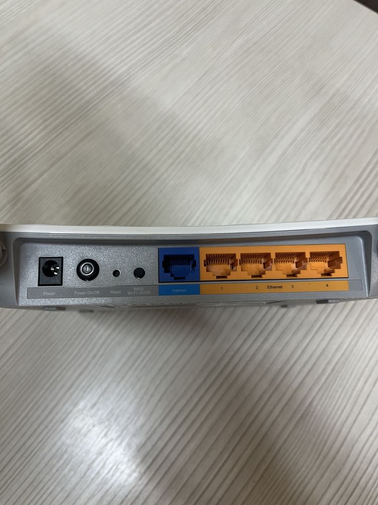 Роутер TP LINK отличное состояние