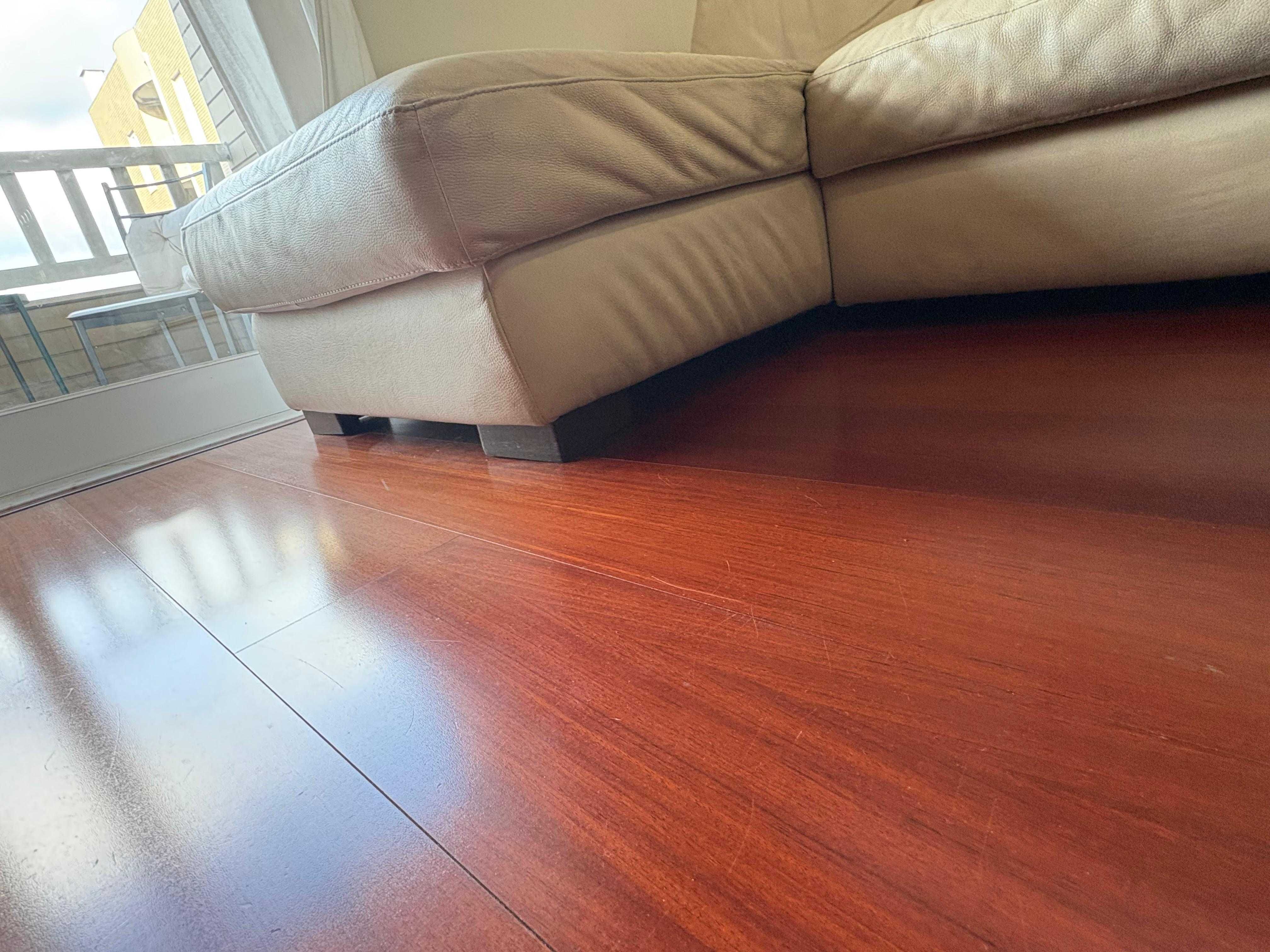 Sofá c/ chaise longue