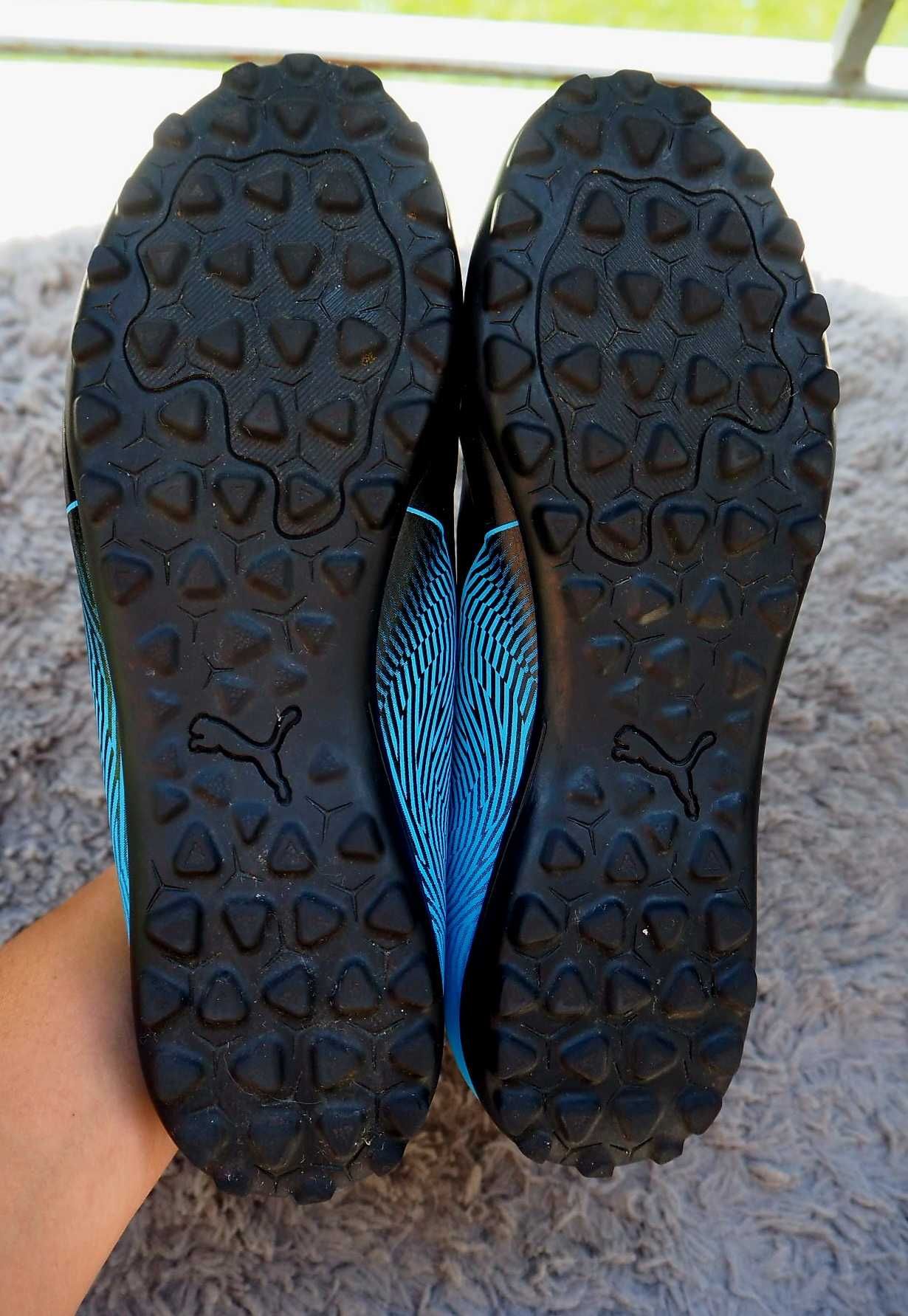 Buty piłkarskie, turfy, korki Puma. Lekkie, wygodne. R. 38,5. Zadbane!