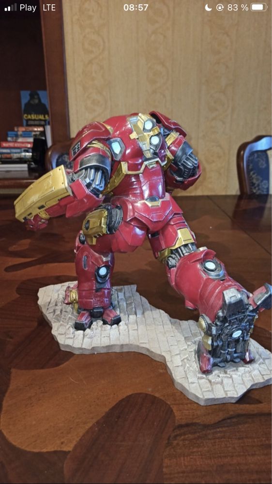 Kotobukiya Avengers: Age of Ultron - Hulkbuster Iron Man ArtFx+ Statue