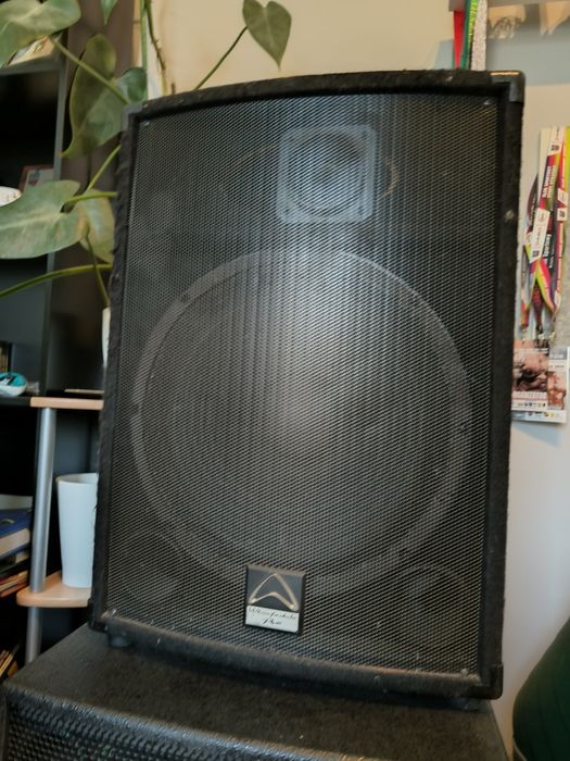 Kolumny zestaw nagłośnieniowy