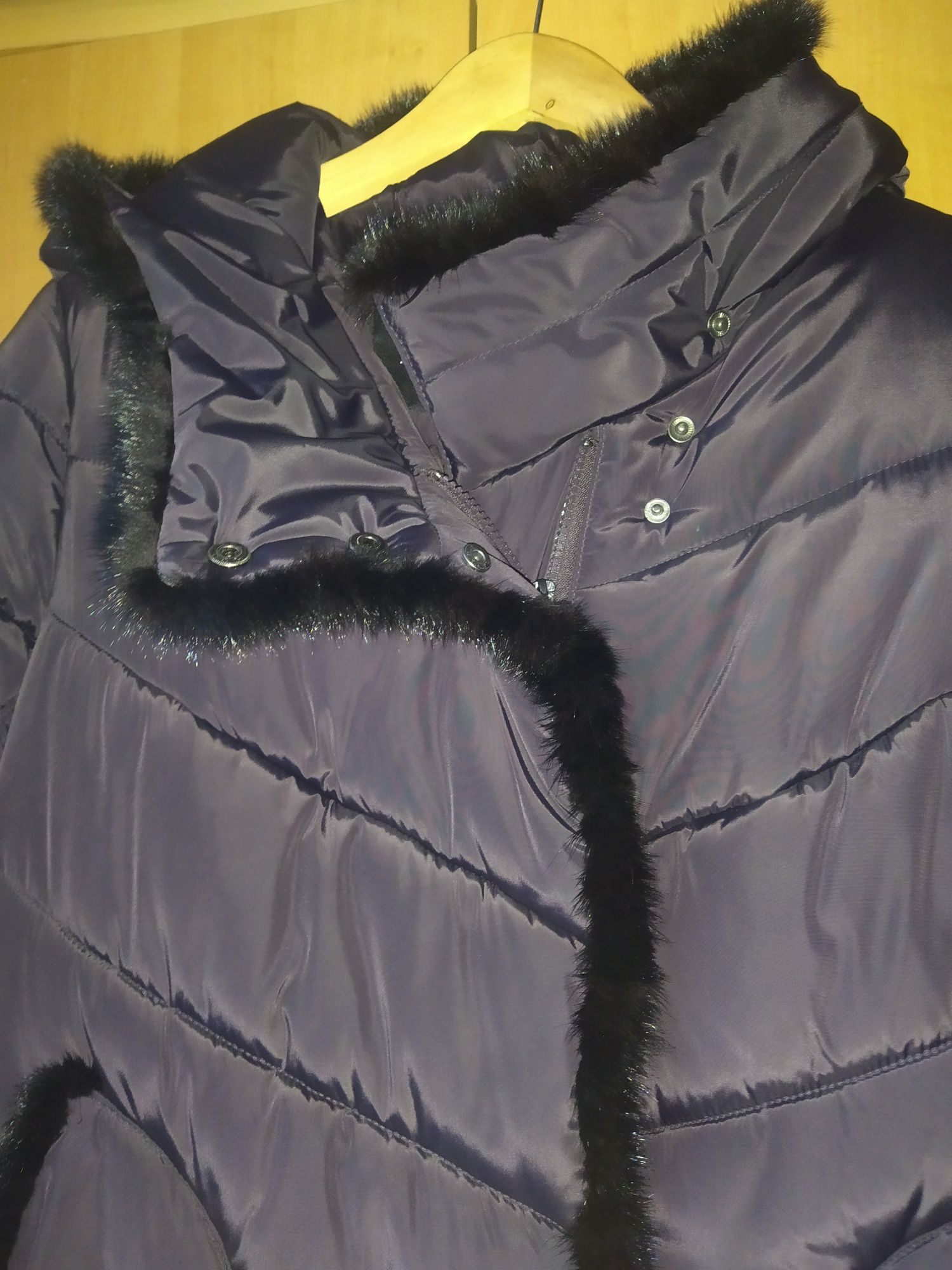 Зимове пальто з норкою