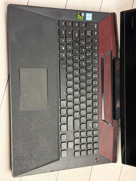 Lenovo  Y910-17ISK i7-6820HK 32ram GTX 1070 8gb NvmE 512gb 1tb hdd