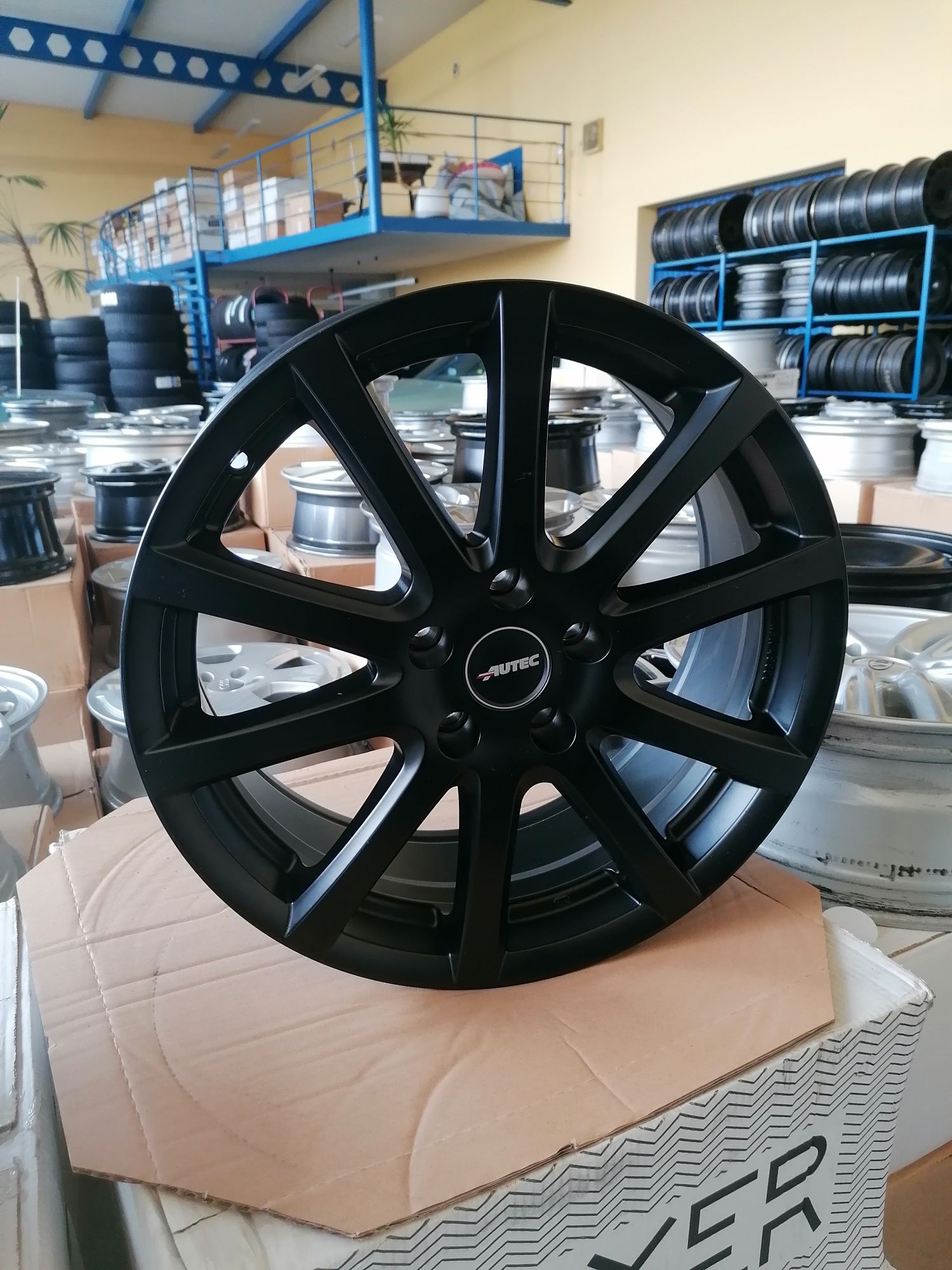 Nowe felgi aluminiowe 18 cali 5x114,3 Hunday  Kia Toyota Mazda