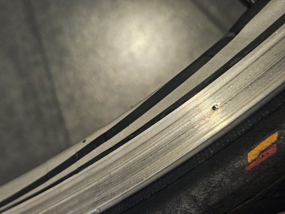 Koła szosowe Shimano Dura-Ace c24 wh-9000 wh-9100