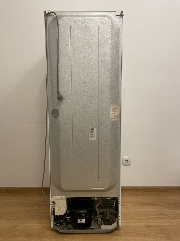 Холодильник LG двокамерний GR-292SQ