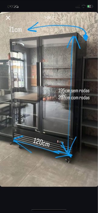 Expositora de frio preta grande