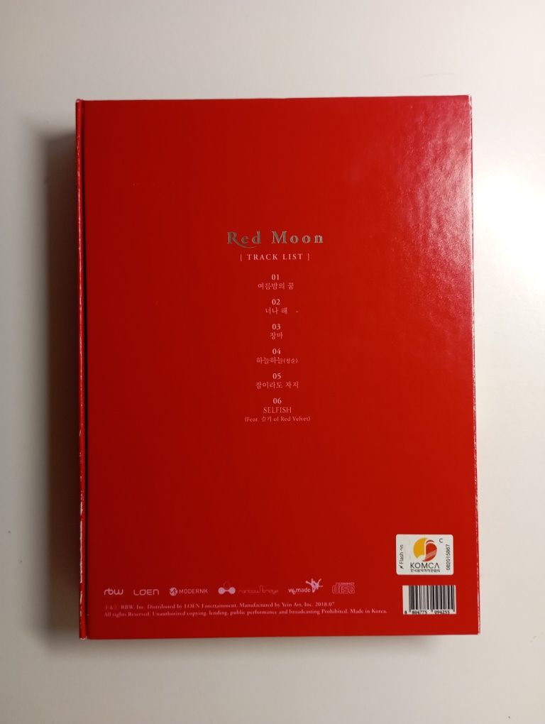 Album Mamamoo Red Moon