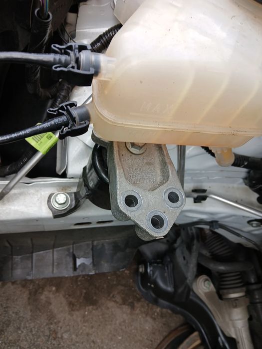 Apoio do motor FORD B-Max (JK)