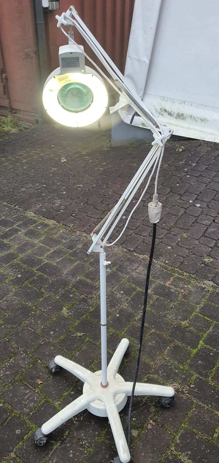 Lampa kosmetyczna