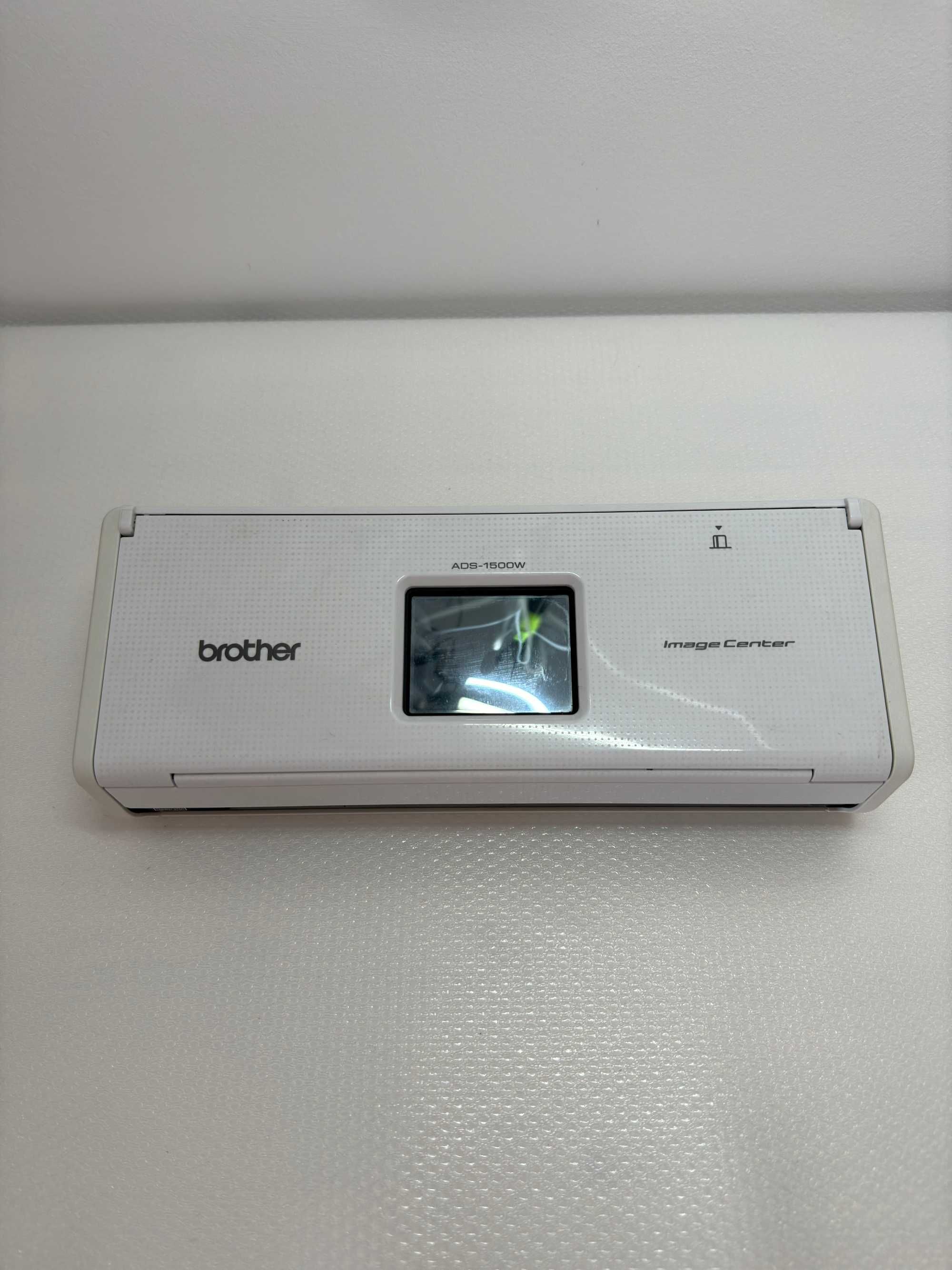 Scanner Brother ADS-1500W - Digitalize com Facilidade e Eficiência!