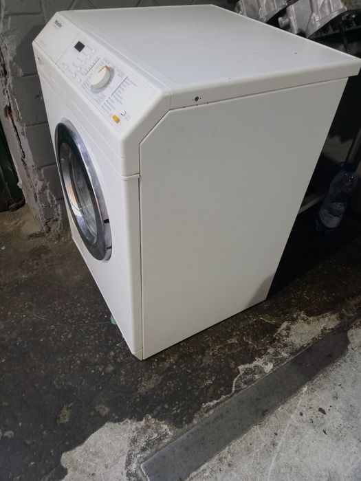 Пральна машина Miele W457