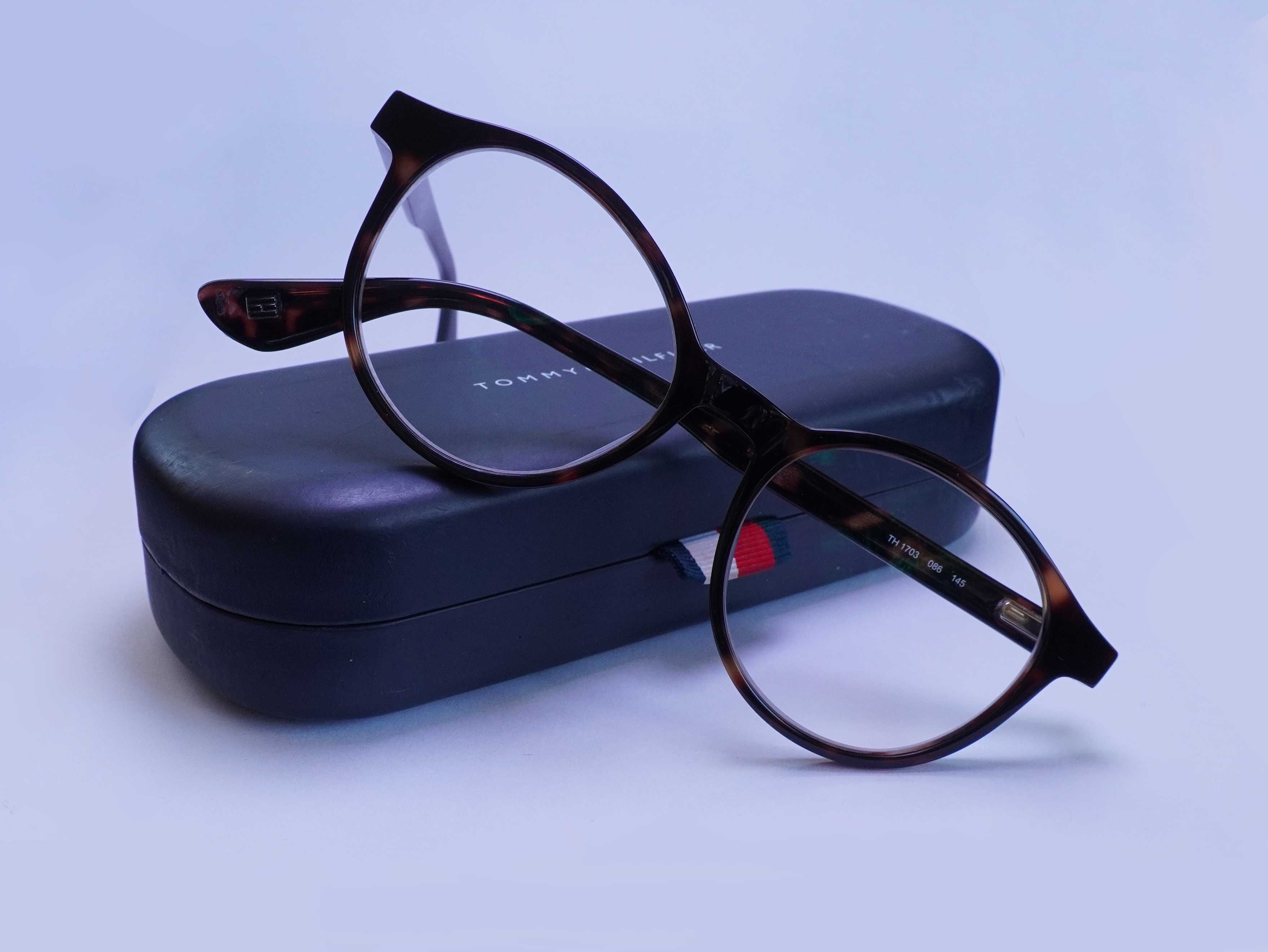Okulary Tommy Hilfiger "0" + etui gratis