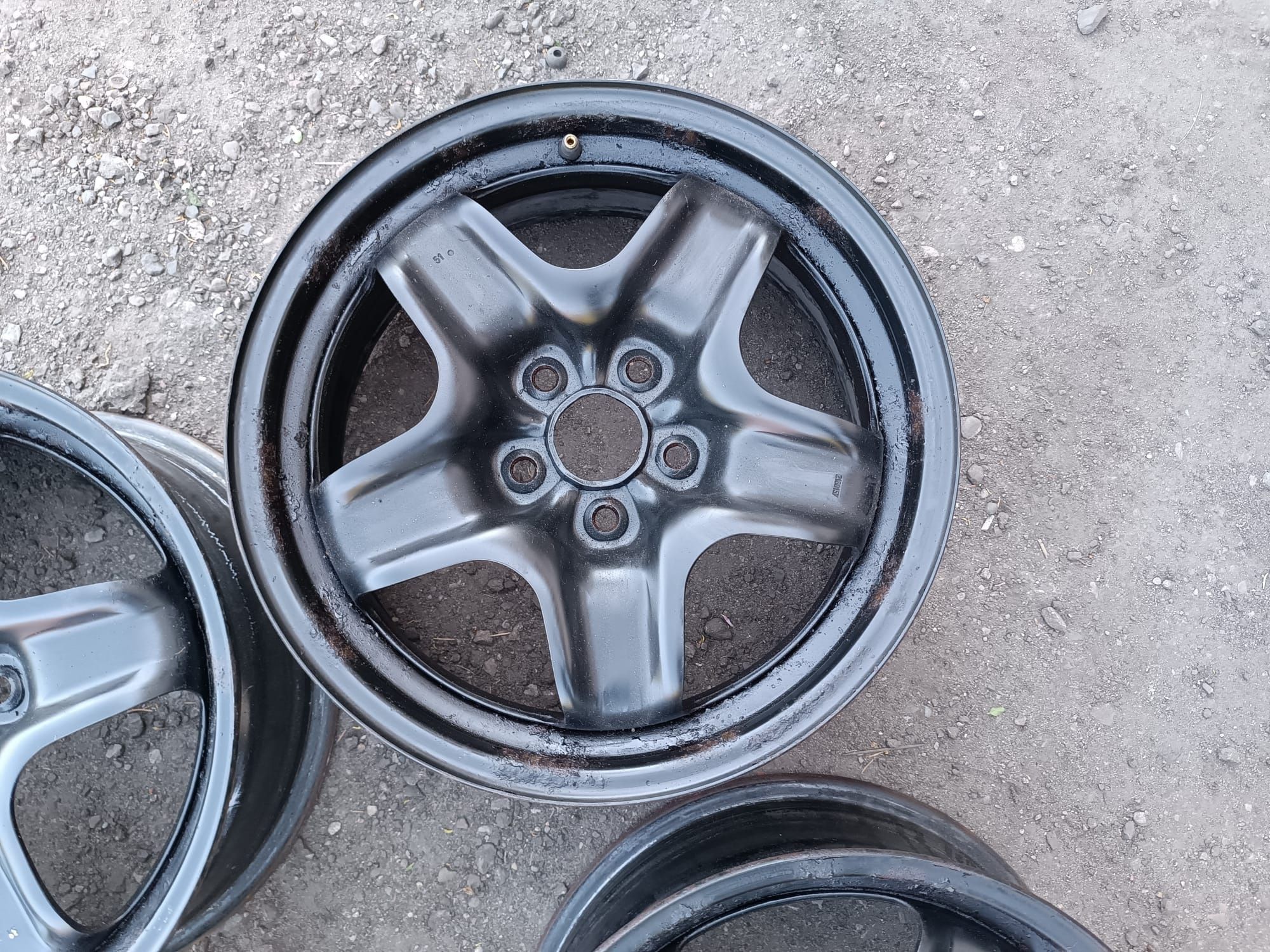 Kołpaki 16 Opel Astra K Mokka Astra J 5x105 do felg strukturalnych