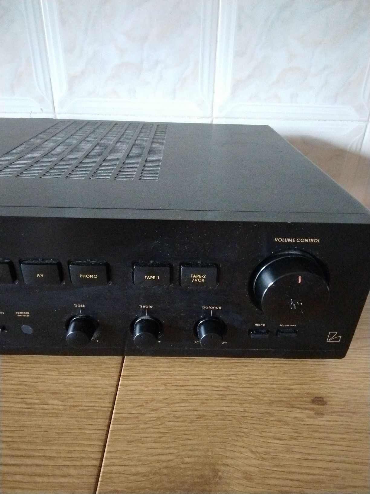 Amplificador integrado Luxman A-377