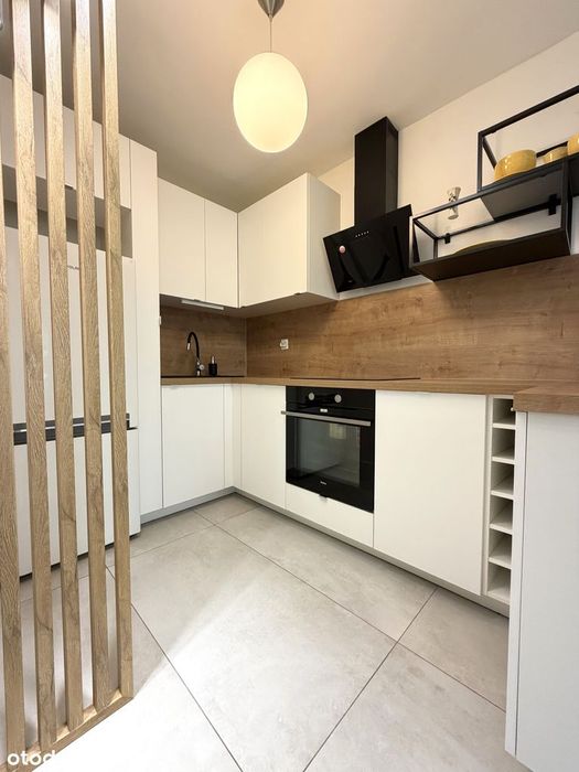 ul. Kopernika, 1 piętro, 32m2, piwnica, 500m WKD