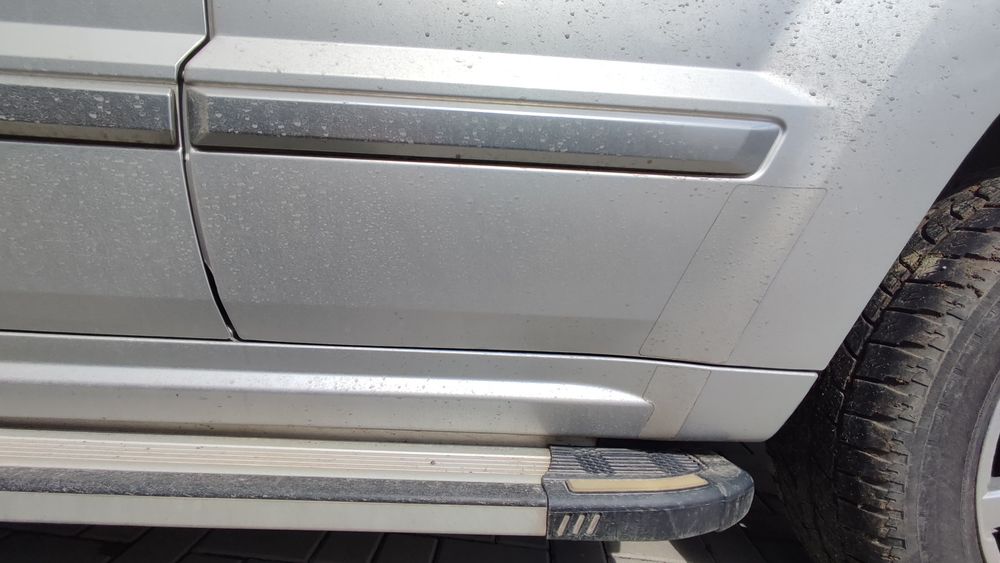 Дверка задня ліва Jeep Grand Cherokee 2005-2010р