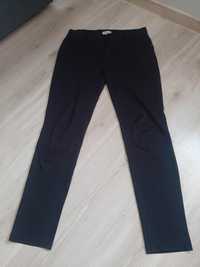 Czarne legginsy roz.44