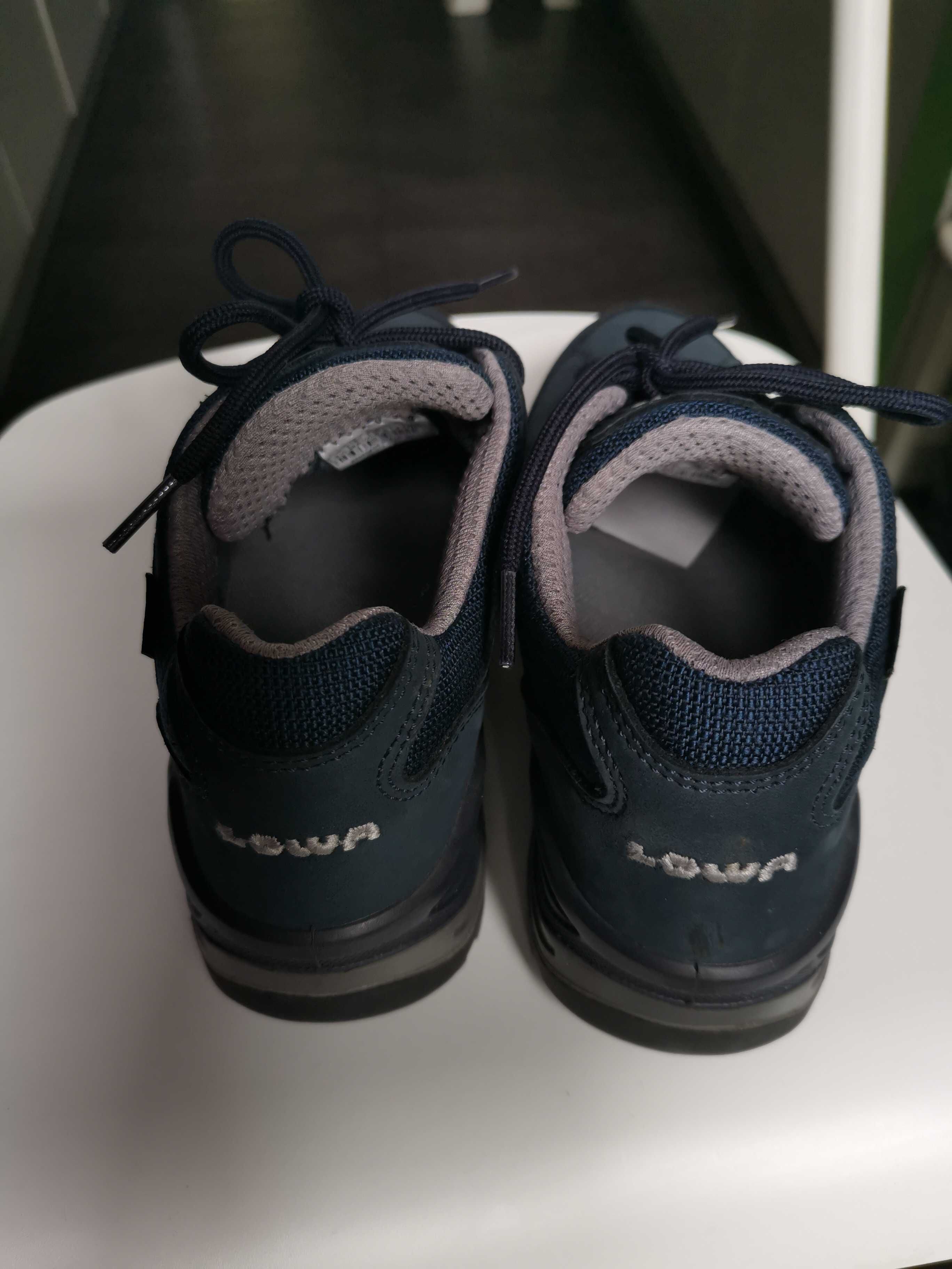 Buty trekingowe damskie Lowa rozmiar 36. 5, z Gore tex i vibrama