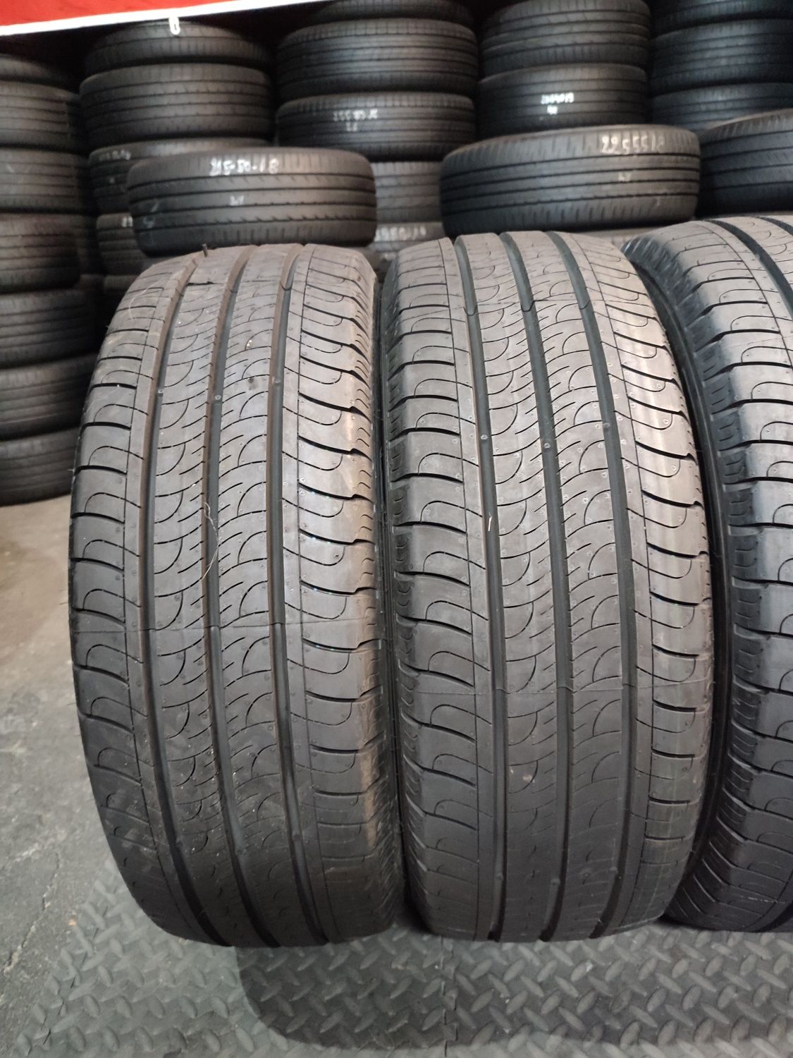 Opony 215/60/17 C Goodyear Efficient Grip Cargo * Nowe !! VAT Wysl *