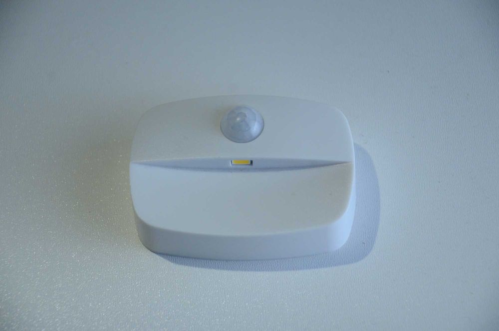 LED підсвітка нічник світильник з датчиком руху та освітленості
