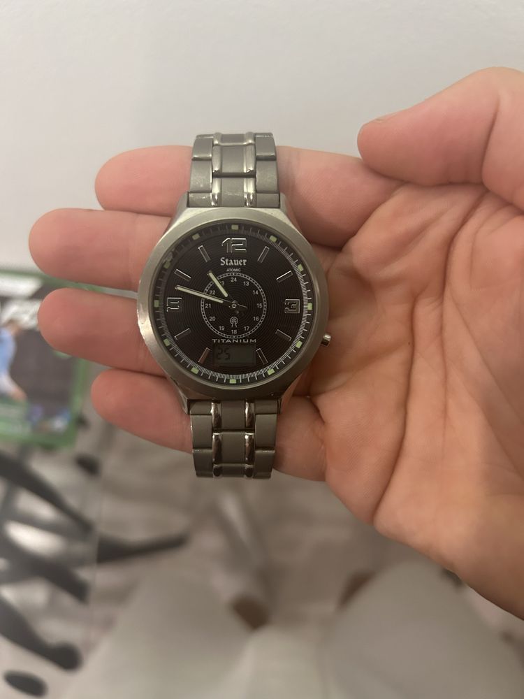 Zegarek Stauer Titanium Case