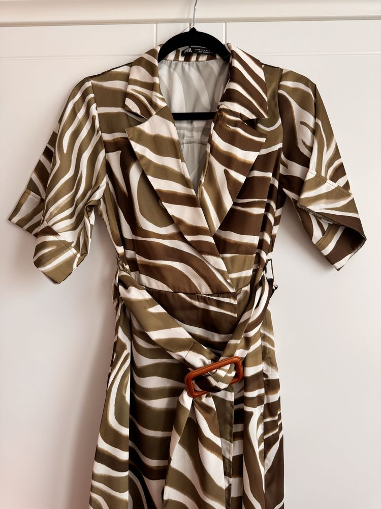 Sukienka midi Zara XS beżowo-zielony print