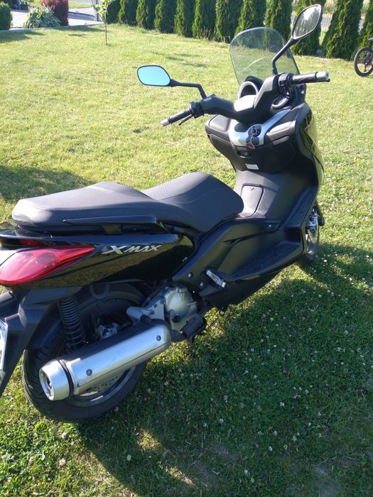 Yamaha x max 125