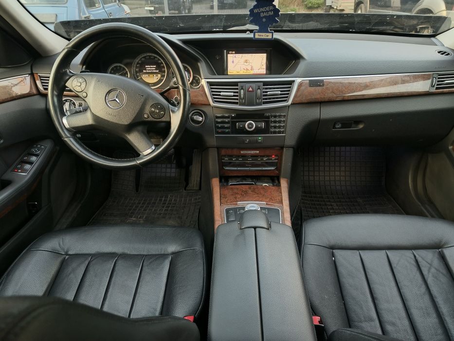 Mercedes E 200  2012r Zarejestrowany