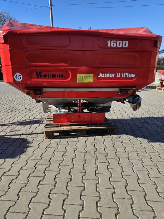 Rozsiewacz do nawozu Woprol 1600 Z limiterem