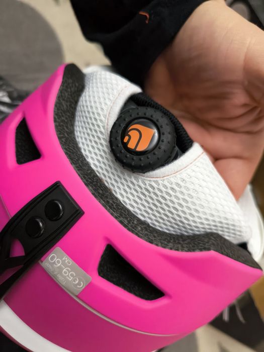 Nowy kask narciarski snowbordowy z przyłbicą,szybą.Firmowy Cairn 59-60