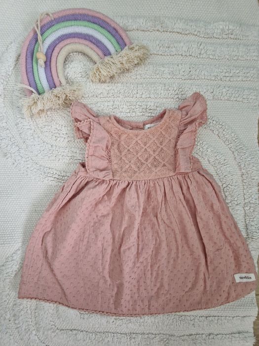 Pudrowa sukienka plumetti Newbie r 74