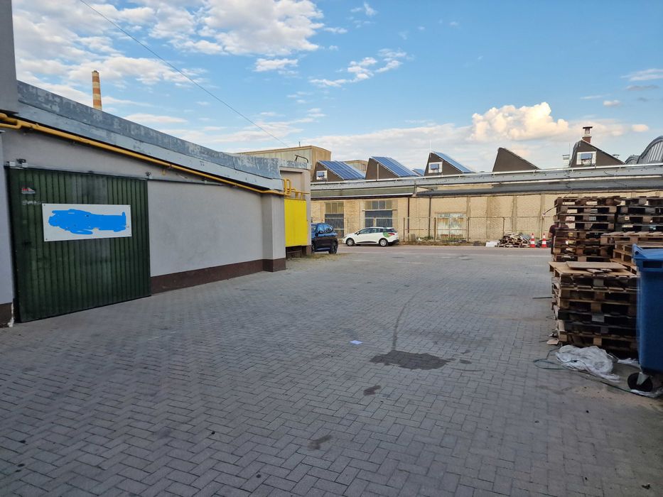 Magazyn Hala do wynajęcia 180 m2