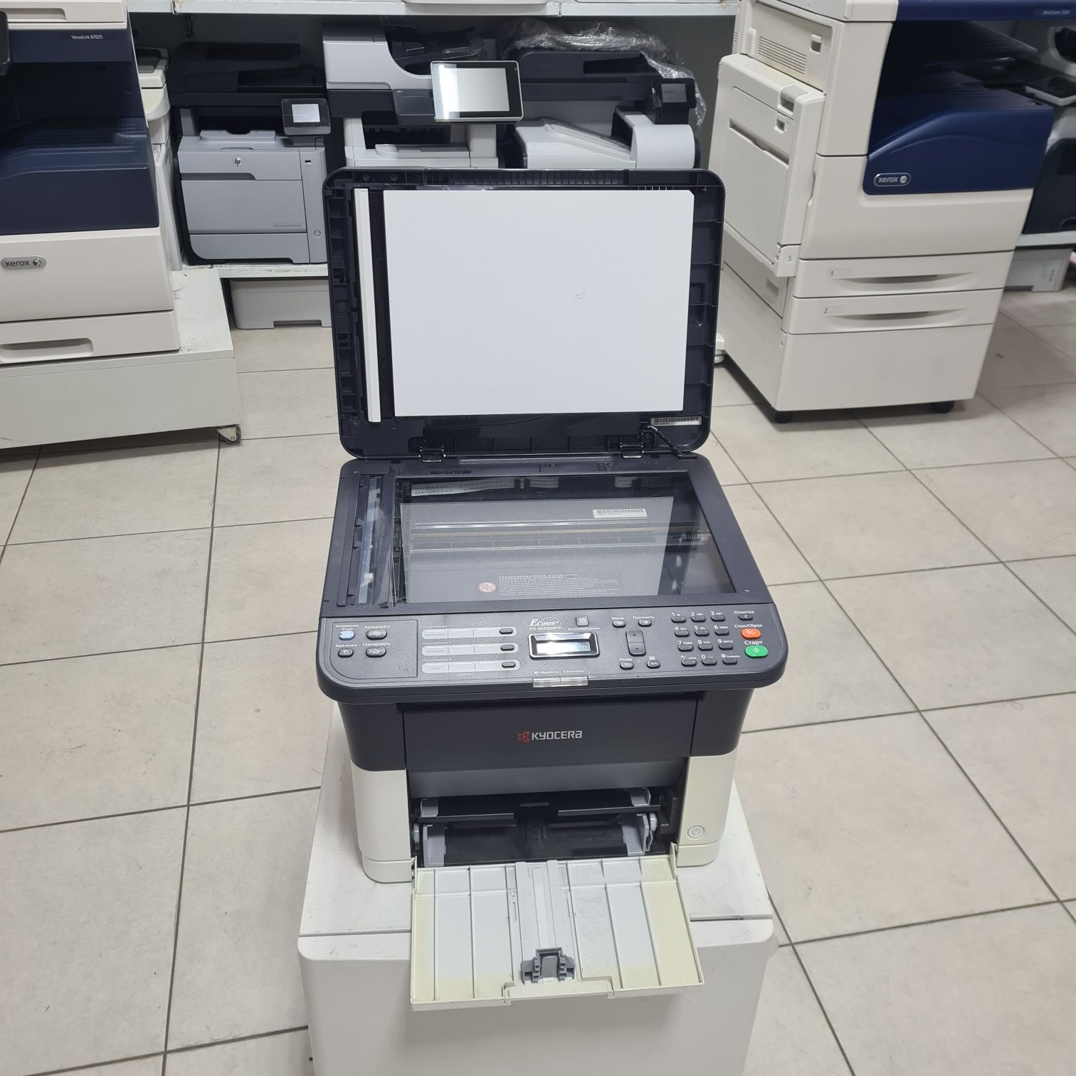 Kyocera FS-1025MFP. Лазерный принтер сканер копир