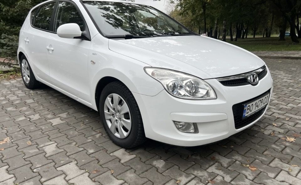 Hyundai i30.