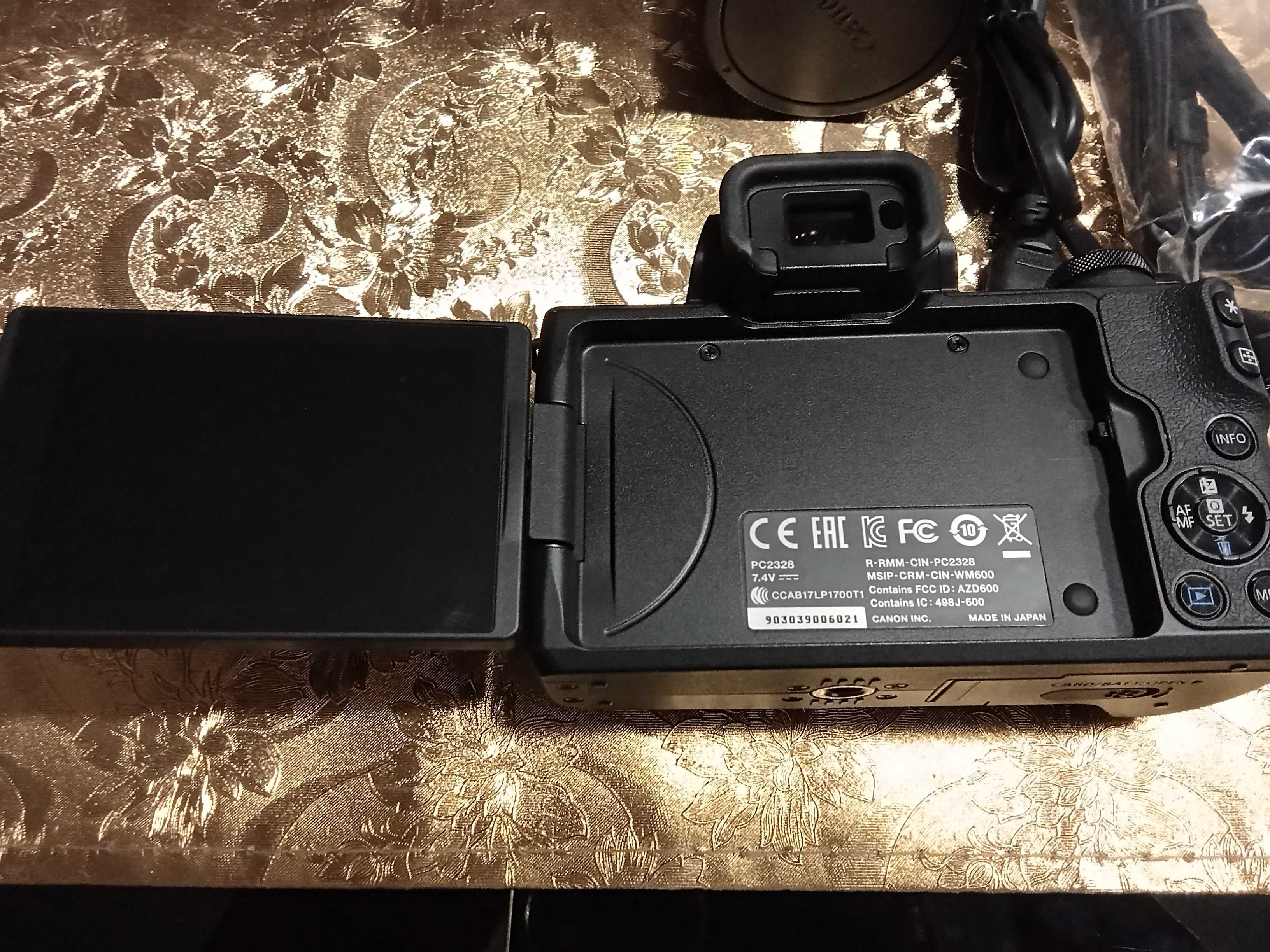 Canon EOS M50-Wi-Fi- Bluetooth- Na caixa