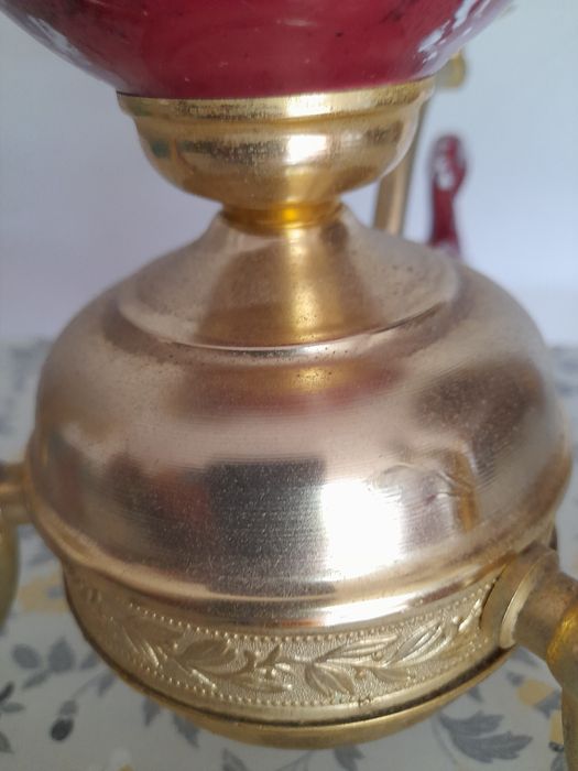 Candeeiro em porcelana